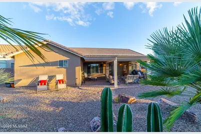 2419 E Sky Creek Drive, Green Valley, AZ 85614 - Photo 31