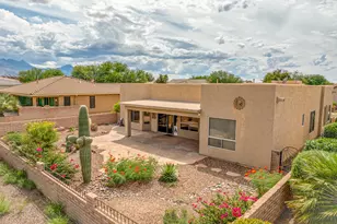 2303 E Desert Pueblo Pass, Green Valley, AZ 85614 - Photo 33