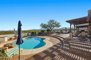 957 E Josephine Saddle Pl, Green Valley, AZ 85614 - Photo 1