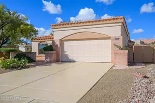 1631 E Firefly Ct, Oro Valley, AZ 85755 - Photo 1