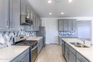 12742 E Lauren Cyn Pl, Vail, AZ 85641 - Photo 31