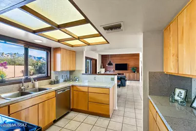 3901 N Longfellow Avenue, Tucson, AZ 85718 - Photo 13