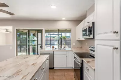 9562 E 29th Street, Tucson, AZ 85748 - Photo 11