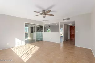 9562 E 29th St, Tucson, AZ 85748 - Photo 5