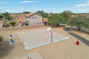 7489 S Mountain Star Dr, Tucson, AZ 85757 - Photo 17