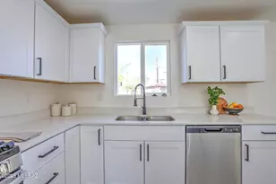 1742 W Veterans Pl, Tucson, AZ 85713 - Photo 13