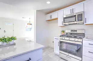 1742 W Veterans Pl, Tucson, AZ 85713 - Photo 11