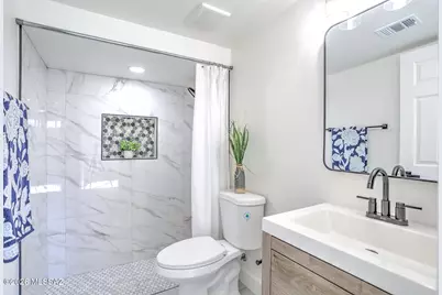 1742 W Veterans Place, Tucson, AZ 85713 - Photo 17