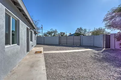 1742 W Veterans Place, Tucson, AZ 85713 - Photo 27
