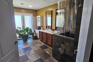 10880 W Massingale Rd, Tucson, AZ 85743 - Photo 11