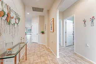 2980 S Royal Aberdeen Loop, Green Valley, AZ 85614 - Photo 9