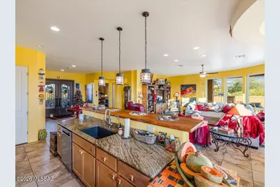 80 N Stronghold Place, Sahuarita, AZ 85629 - Photo 17