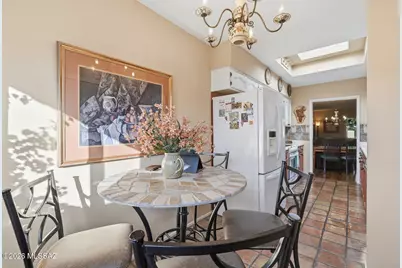 1070 W Calle Excelso, Green Valley, AZ 85614 - Photo 13