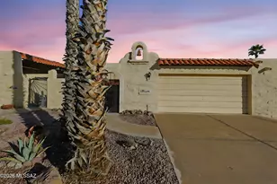 1070 W Calle Excelso, Green Valley, AZ 85614 - Photo 1