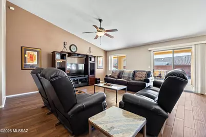 9305 S Wrens Roost Court, Tucson, AZ 85756 - Photo 3