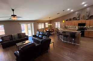 9305 S Wrens Roost Ct, Tucson, AZ 85756 - Photo 3