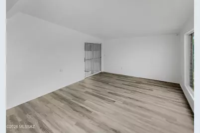 2229 S Marvin Avenue, Tucson, AZ 85710 - Photo 7