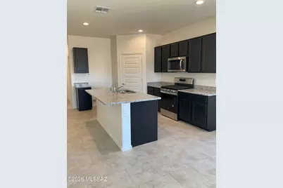 10192 N Leopard Gecko Terrace, Marana, AZ 85653 - Photo 3