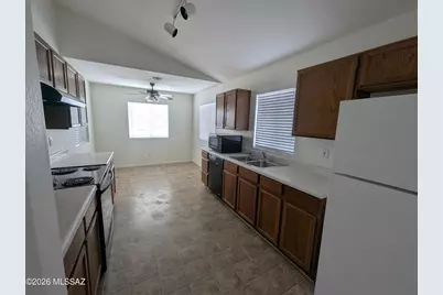 7254 W Maple Ridge Drive, Tucson, AZ 85743 - Photo 5