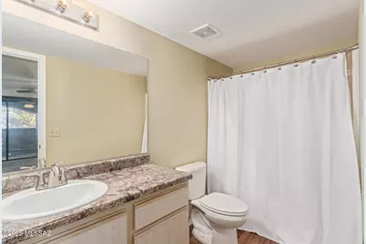 5751 N Kolb Road #UNIT 42202, Tucson, AZ 85750 - Photo 13