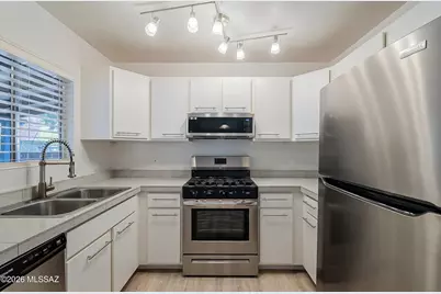 816 E 10th Street, Tucson, AZ 85719 - Photo 3