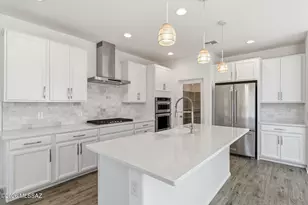 9954 E Brookbank Trl, Tucson, AZ 85747 - Photo 7