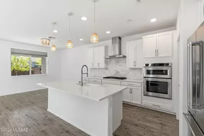 9954 E Brookbank Trail, Tucson, AZ 85747 - Photo 9