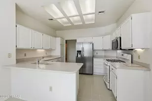 846 E Royal Ridge Dr, Oro Valley, AZ 85755 - Photo 5