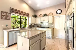 63696 E Whispering Tree Ln, Saddlebrooke, AZ 85739 - Photo 15