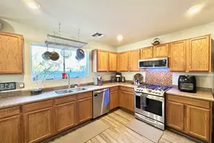 7049 S Dunnock Dr, Tucson, AZ 85756 - Photo 13