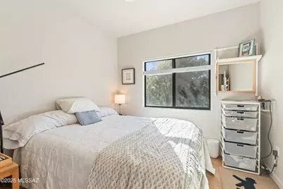 166 E Limberlost Drive #202, Tucson, AZ 85705 - Photo 5