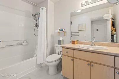 166 E Limberlost Drive #202, Tucson, AZ 85705 - Photo 7