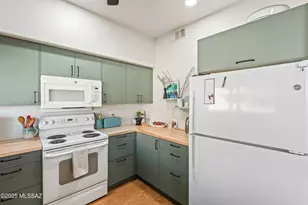 166 E Limberlost Dr, Tucson, AZ 85705 - Photo 15