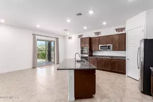 12545 N Denton Way, Marana, AZ 85653 - Photo 9