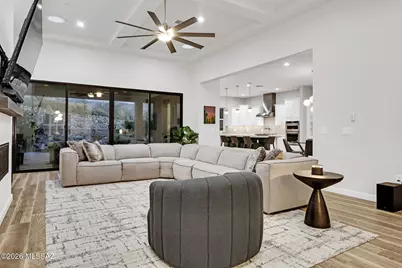 11290 N Ridgeway Village Place, Oro Valley, AZ 85737 - Photo 11