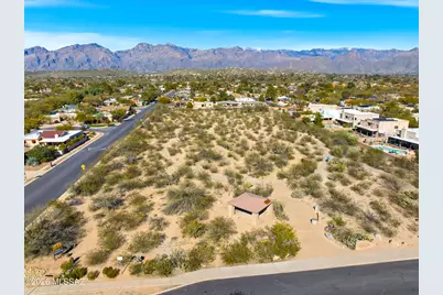 7577 E Truces Place, Tucson, AZ 85715 - Photo 33