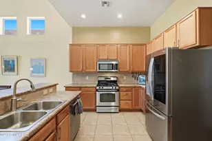 7577 E Truces Pl, Tucson, AZ 85715 - Photo 5