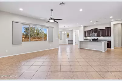 6492 W Whispering Windmill Lane, Marana, AZ 85658 - Photo 7