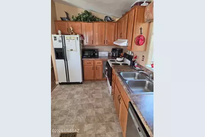 5556 W Flying M Street, Tucson, AZ 85713 - Photo 5