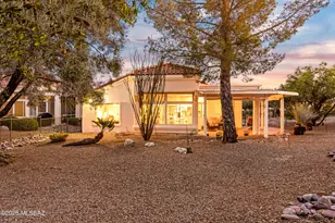 1935 E Cirrus View Dr, Oro Valley, AZ 85755 - Photo 33