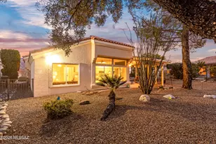 1935 E Cirrus View Dr, Oro Valley, AZ 85755 - Photo 29