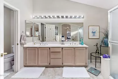 1935 E Cirrus View Drive, Oro Valley, AZ 85755 - Photo 23