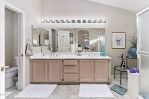 1935 E Cirrus View Dr, Oro Valley, AZ 85755 - Photo 23