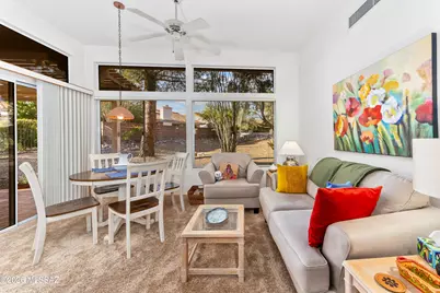 1935 E Cirrus View Drive, Oro Valley, AZ 85755 - Photo 11