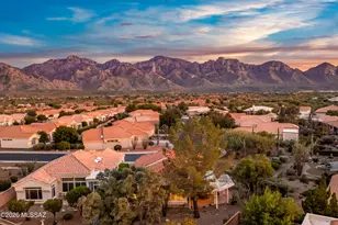 1935 E Cirrus View Dr, Oro Valley, AZ 85755 - Photo 35