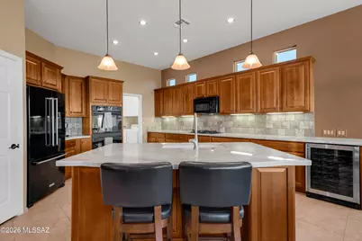 13261 N Heritage Club Place, Marana, AZ 85658 - Photo 11