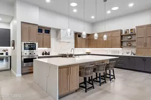 2126 E Desert Garden Dr, Tucson, AZ 85718 - Photo 17