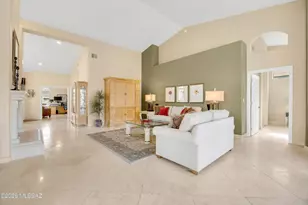 6015 N Coatimundi Dr, Tucson, AZ 85750 - Photo 11