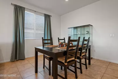 7738 S Sugarbend Drive, Tucson, AZ 85757 - Photo 17
