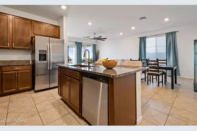 7738 S Sugarbend Drive, Tucson, AZ 85757 - Photo 19